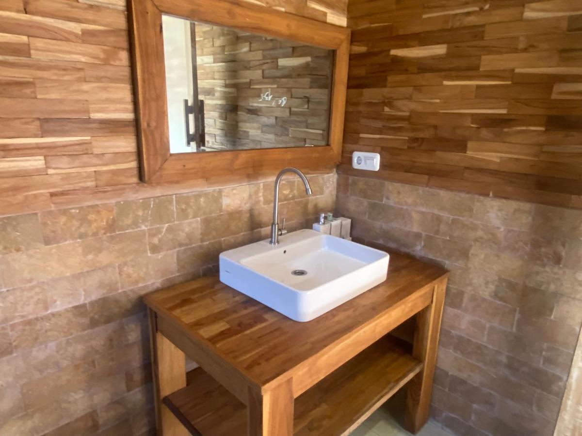 Rose Of Trawangan Private Villa Gili Trawangan Extérieur photo